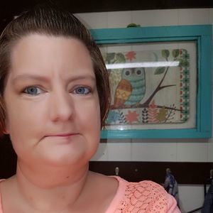 Meet your Posher, Crystal